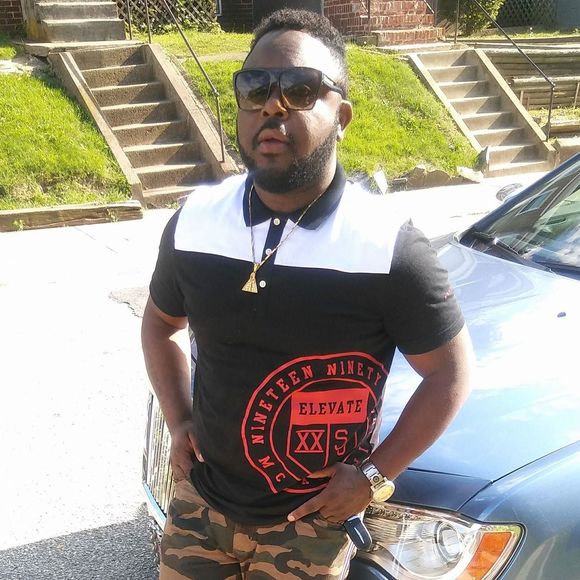 Meet your Posher, Raphael - Picture 1 of 1